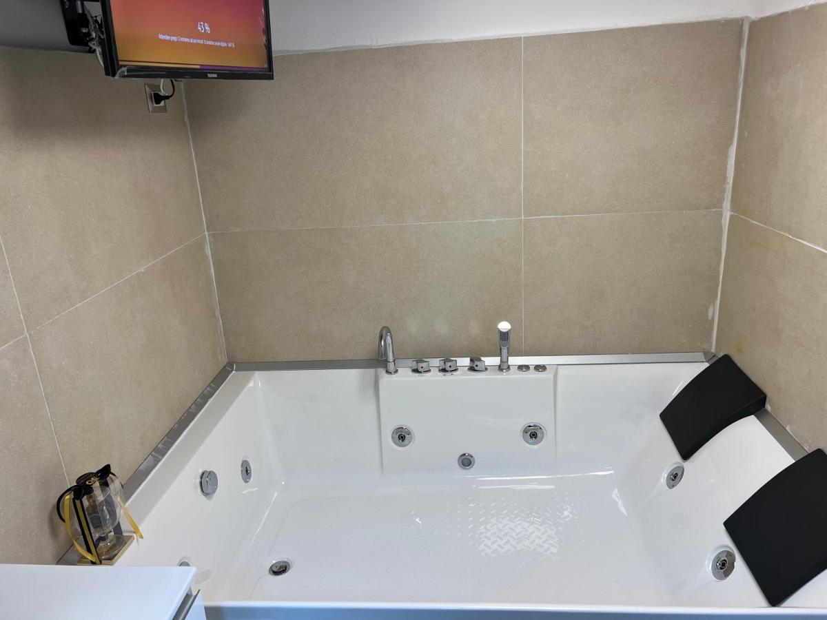 Petite Suite Neapel Exterior foto